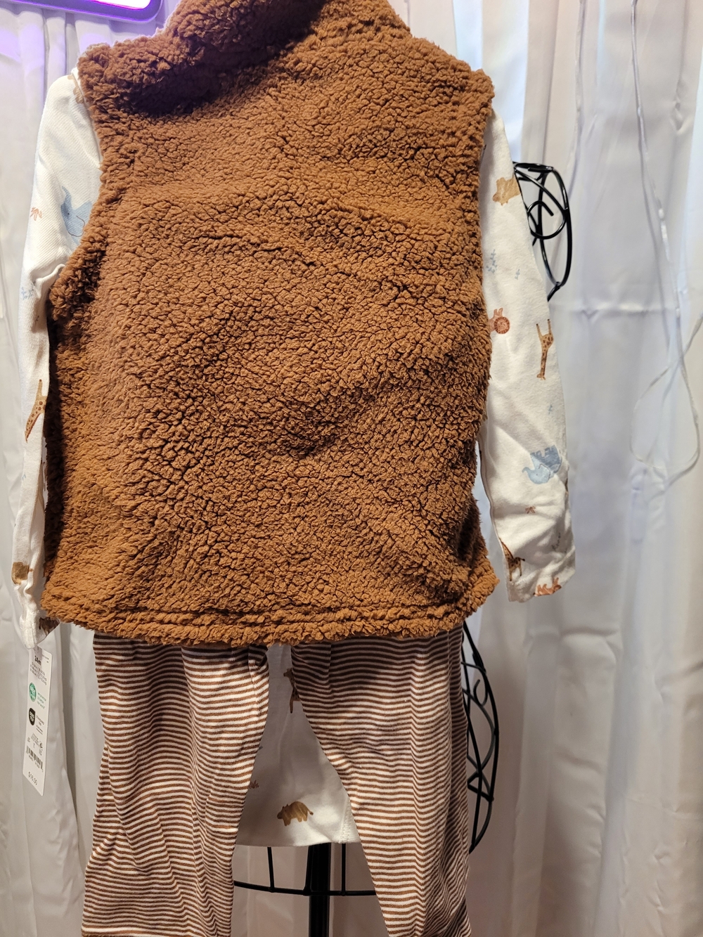 Carters Brown Sherpa Vest & Safari Bodysuit Set - Picture 2 of 5